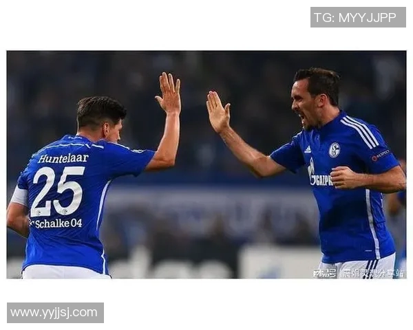 沙尔克04遭逆转,保级前景蒙上阴影 沙尔克04遭逆转,保级前景蒙上阴影